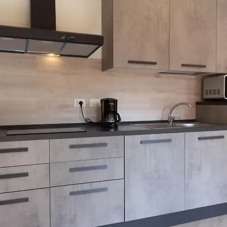 Mamma Ciccia - Root 11