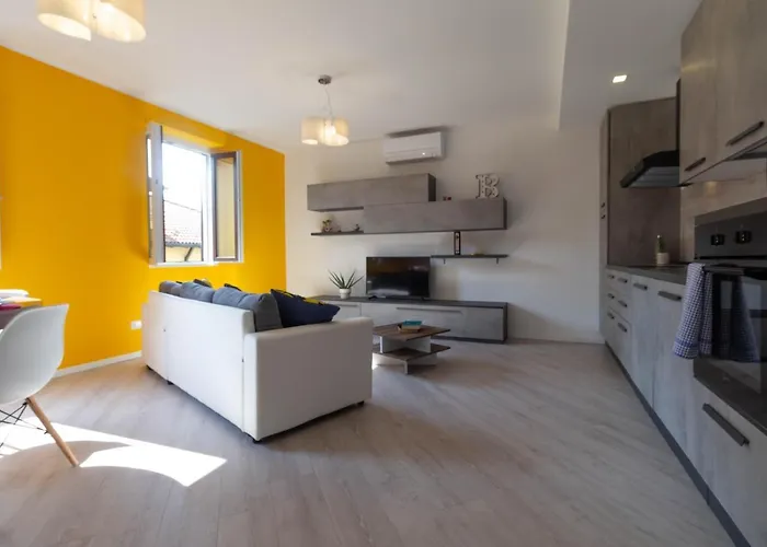 Mamma Ciccia - Root 11 Lierna