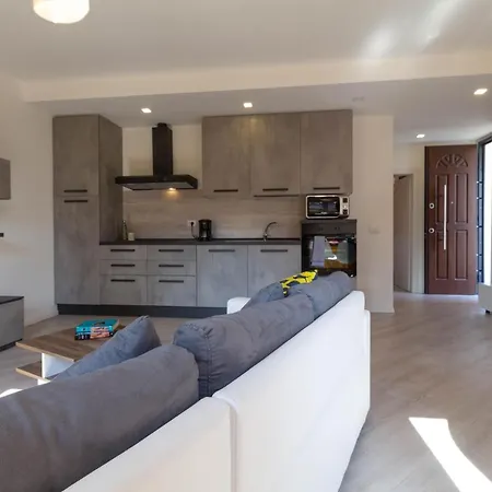 Mamma Ciccia - Root 11 Apartment Lierna